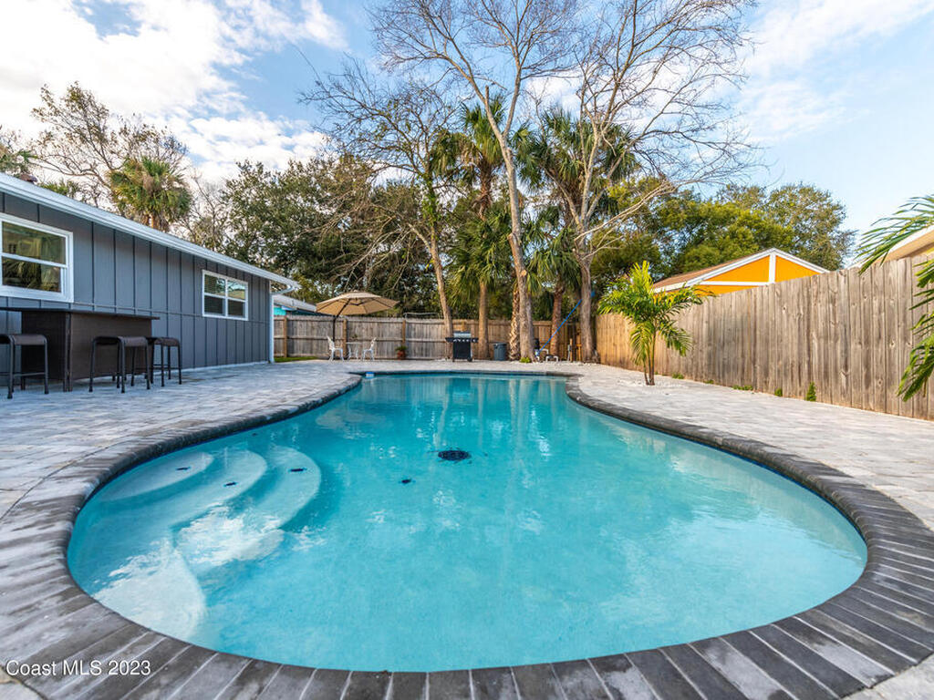 421 S Center, Ormond Beach, FL 32174