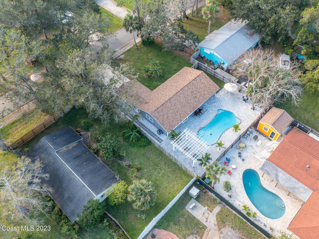 421 S Center, Ormond Beach, FL 32174