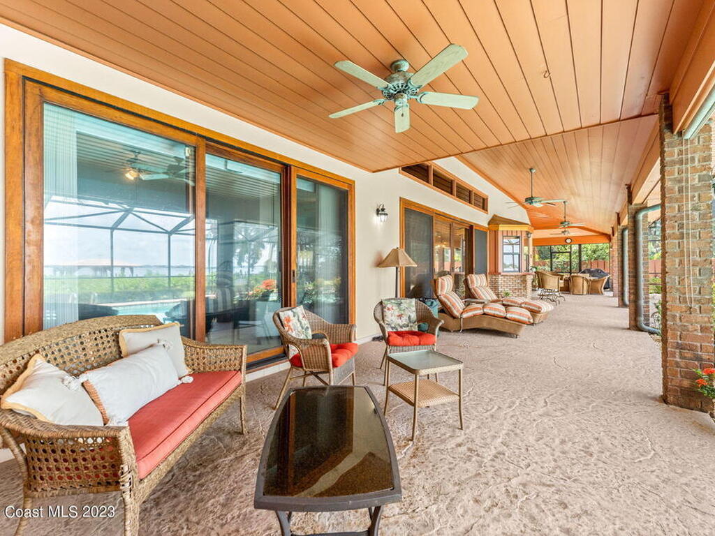 3950 N Riverside Drive, Indialantic, FL 32903