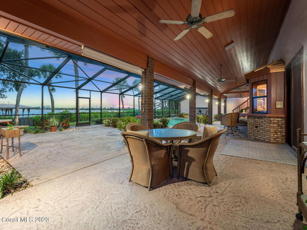 3950 N Riverside Drive, Indialantic, FL 32903