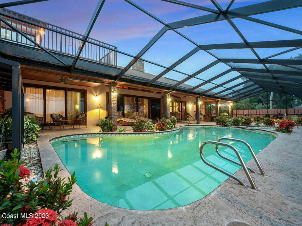 3950 N Riverside Drive, Indialantic, FL 32903