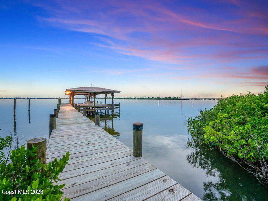 3950 N Riverside Drive, Indialantic, FL 32903