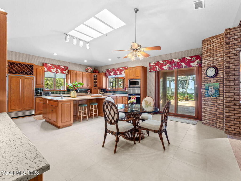 3950 N Riverside Drive, Indialantic, FL 32903
