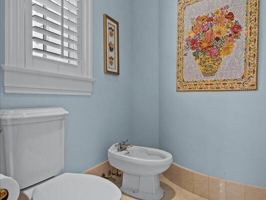 3380 N Riverside Drive, Indialantic, FL 32903