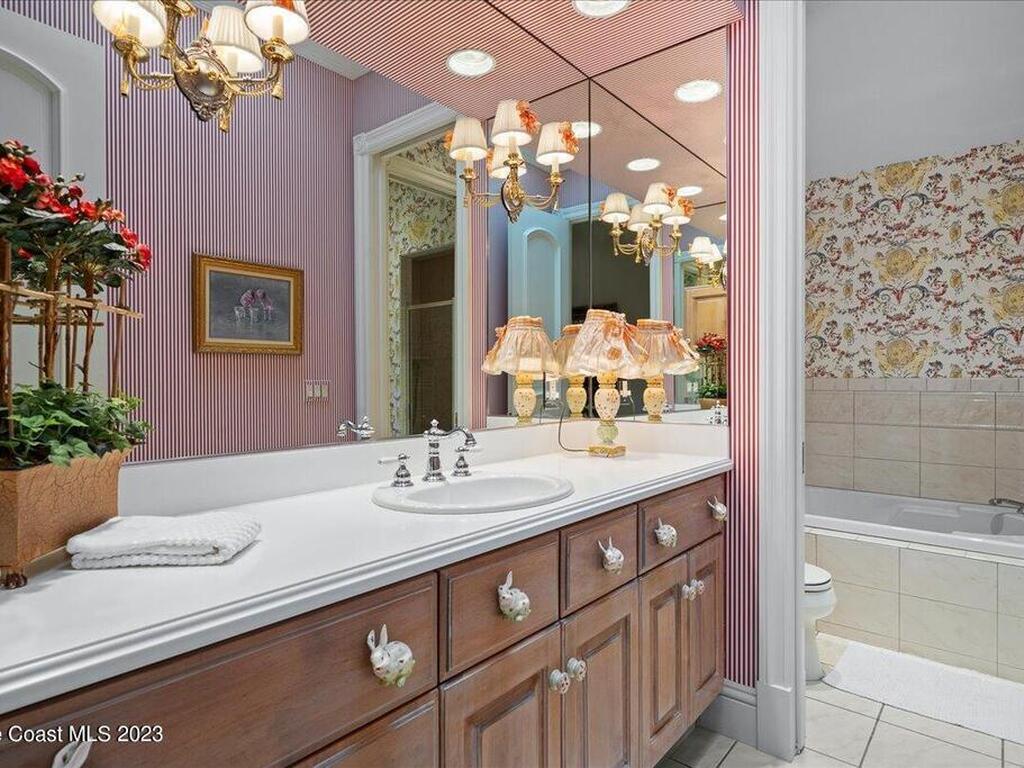 3380 N Riverside Drive, Indialantic, FL 32903