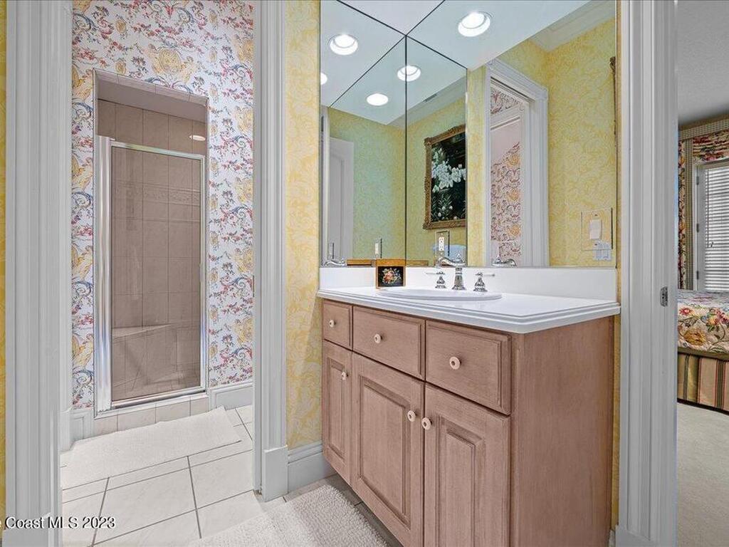 3380 N Riverside Drive, Indialantic, FL 32903