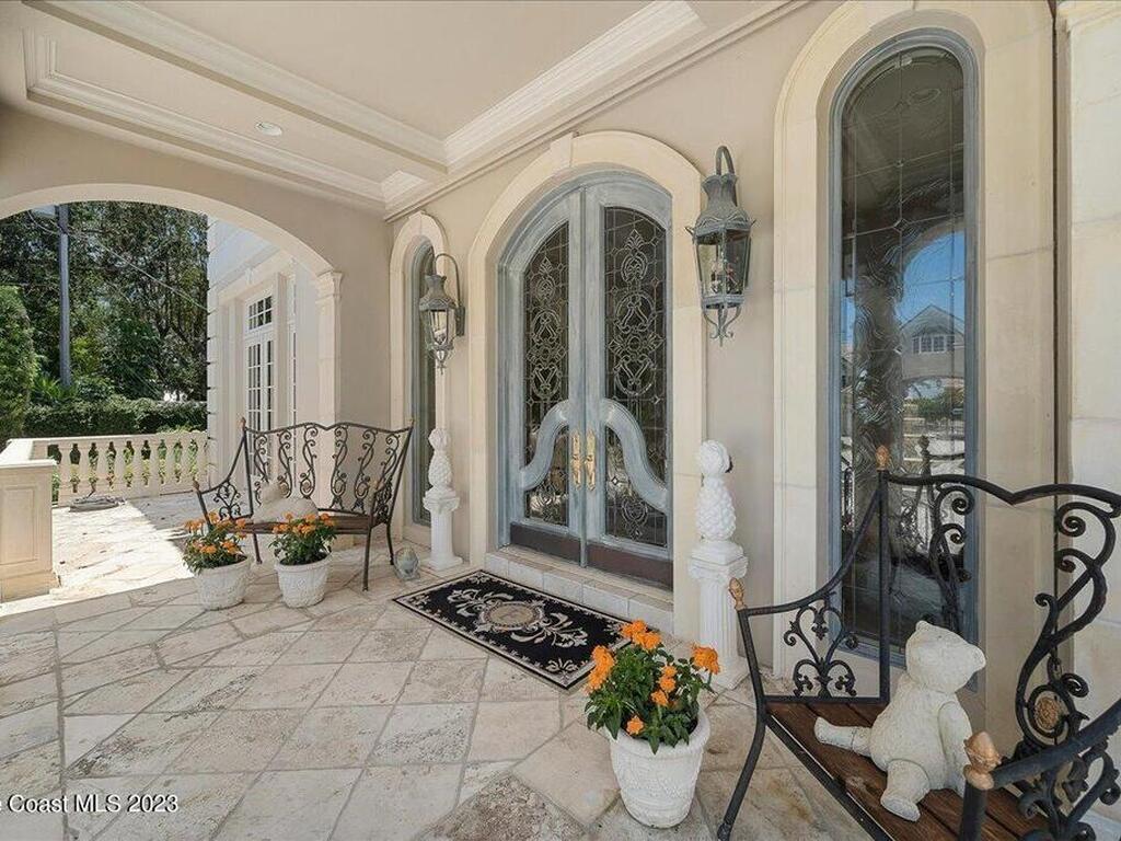 3380 N Riverside Drive, Indialantic, FL 32903