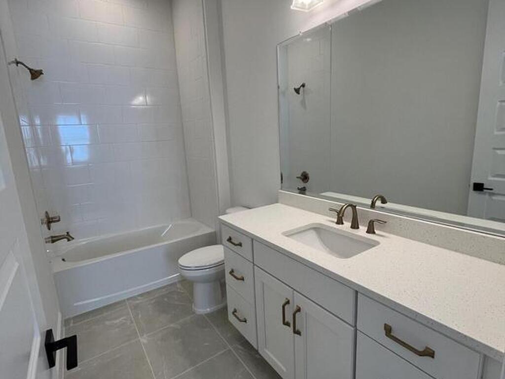 8663 Mammut Way, Melbourne, FL 32940