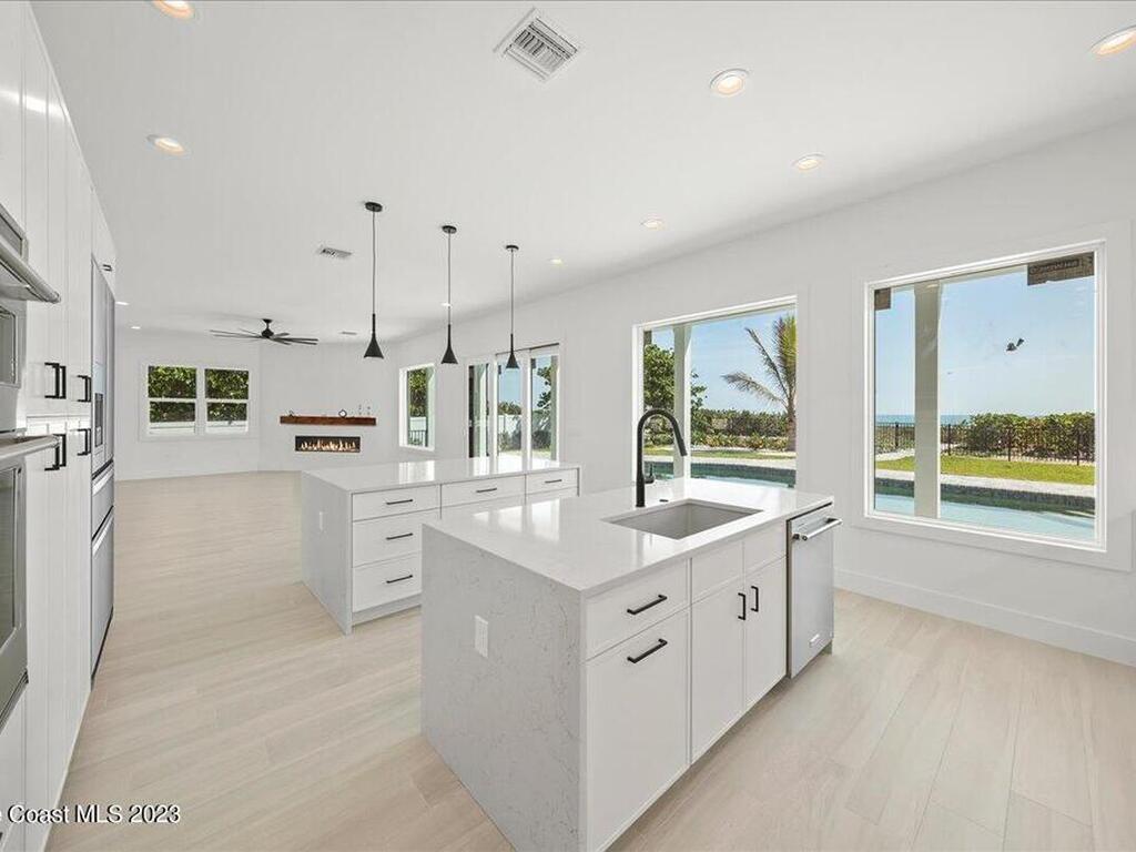 8105 S Hwy A1a, Melbourne Beach, FL 32951