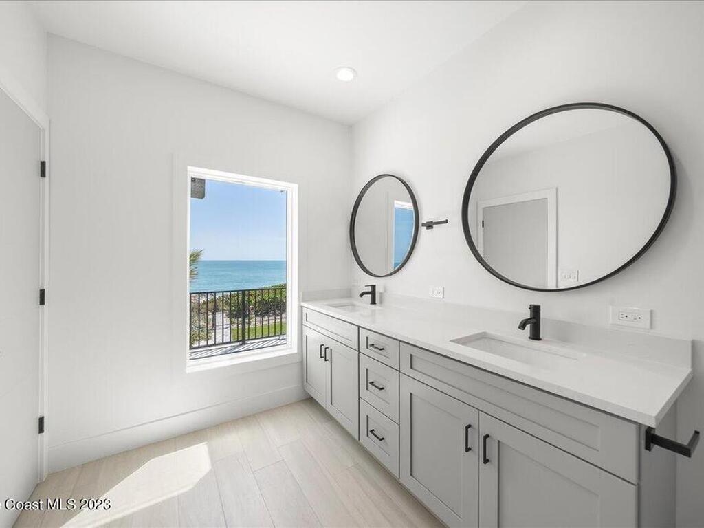 8105 S Hwy A1a, Melbourne Beach, FL 32951