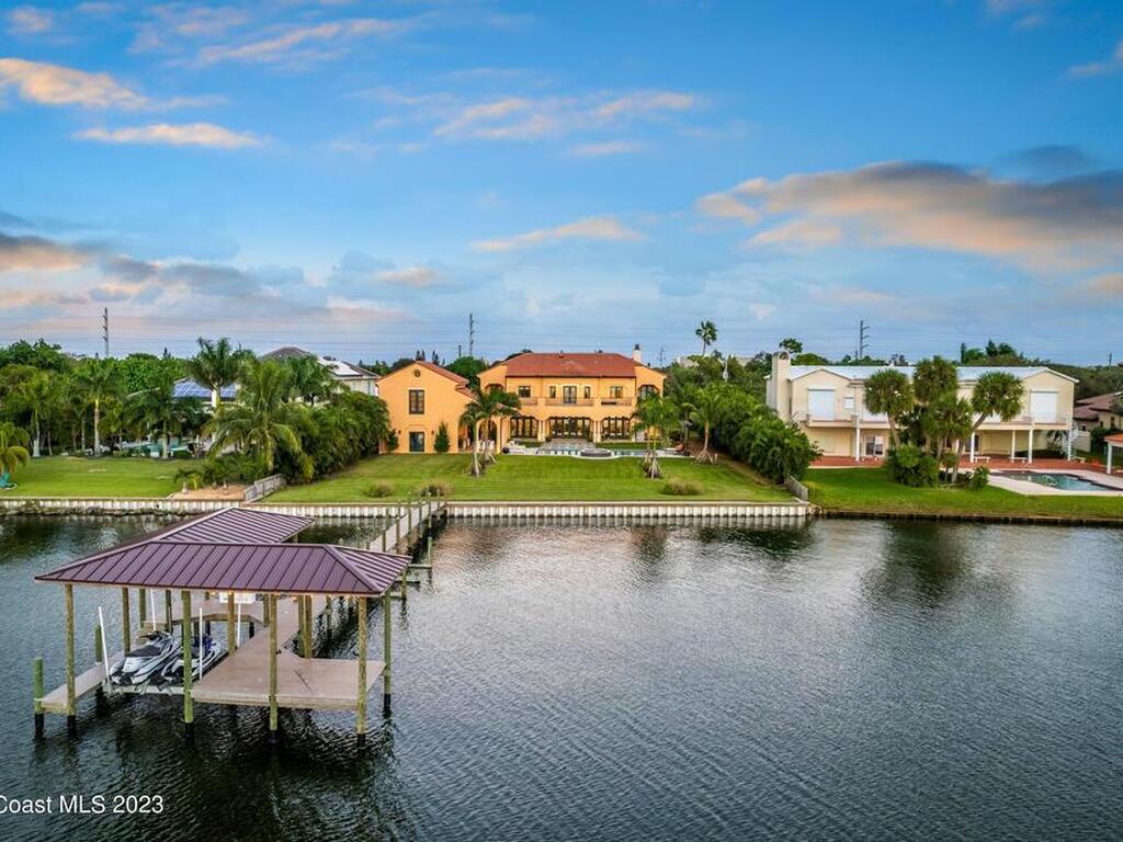 2142 N Riverside Drive, Indialantic, FL 32903