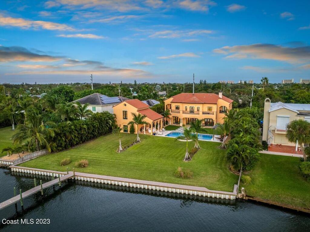 2142 N Riverside Drive, Indialantic, FL 32903