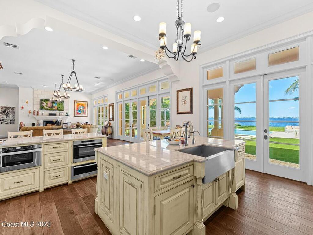 2142 N Riverside Drive, Indialantic, FL 32903