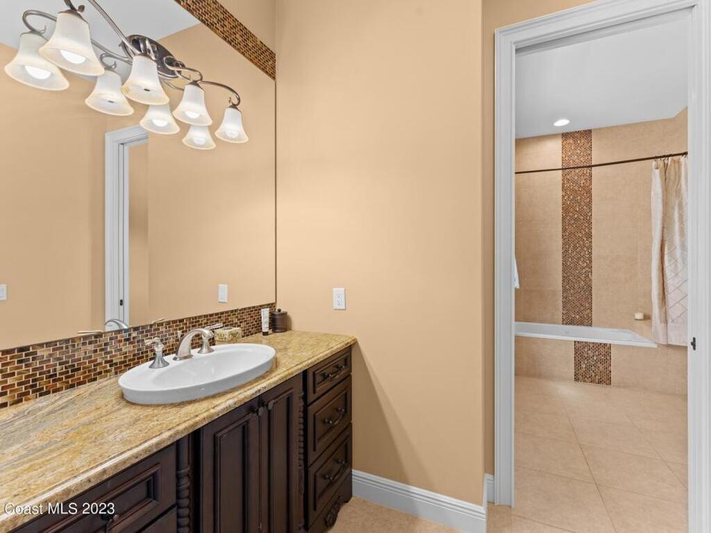 2142 N Riverside Drive, Indialantic, FL 32903