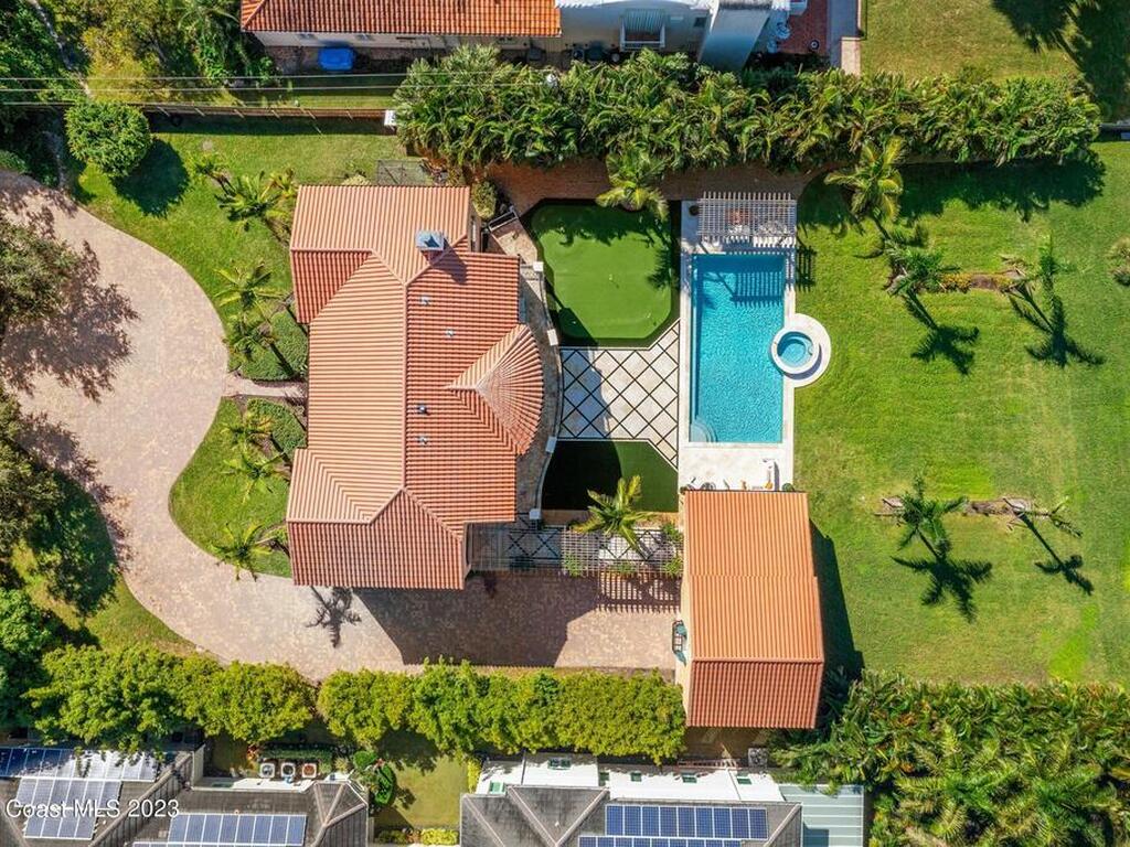 2142 N Riverside Drive, Indialantic, FL 32903