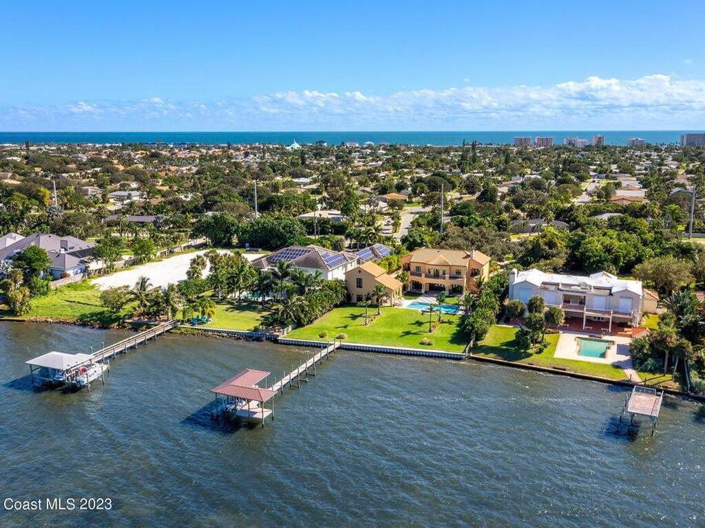 2142 N Riverside Drive, Indialantic, FL 32903