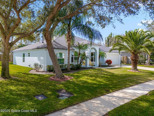 2463 Woodfield Circle