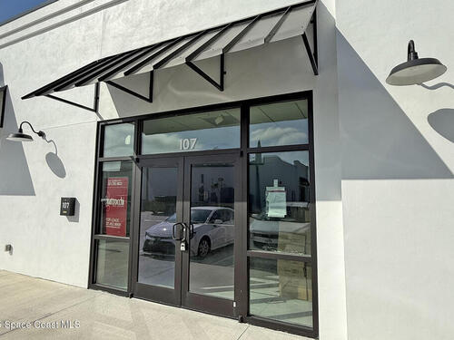 315 S Courtenay Parkway