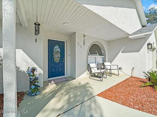 814 Hanau Avenue