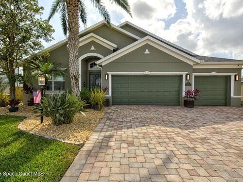 3758 Hollisten Circle