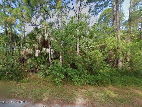 1614 Seeley Circle