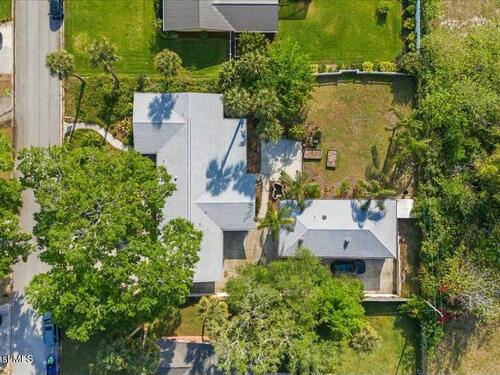121 S Twin Lakes Road