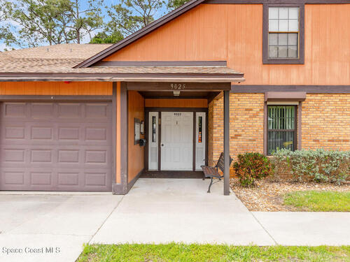 9025 York Lane