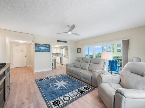 205 Highway A1a