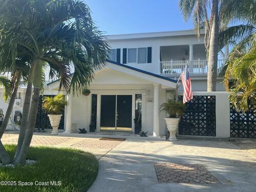 345 S Point Court