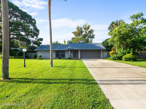 2155 Bridle Path