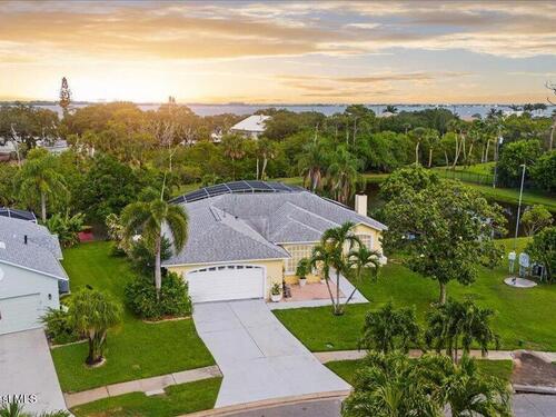990 Harbor Pines Drive