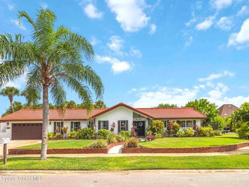 305 Sand Pine Road