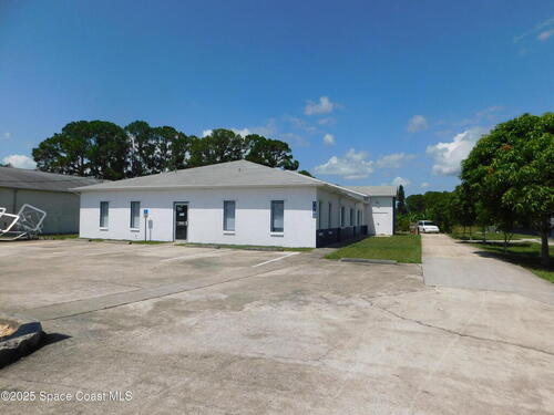 5060 Industry Drive