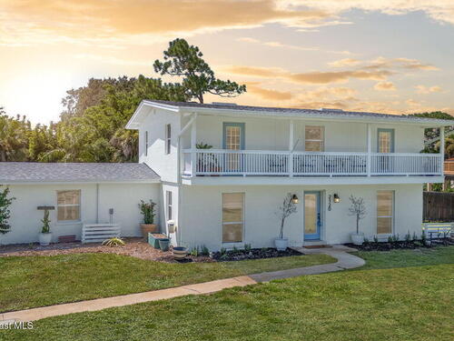 2120 Coconut Lane