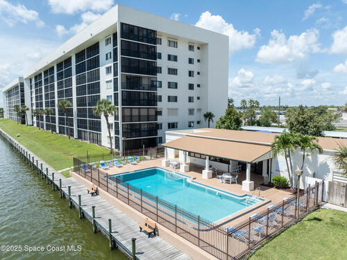 200 S Sykes Creek Parkway