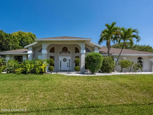 215 Beverly Court