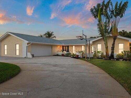 808 Puesta Del Sol Plaza