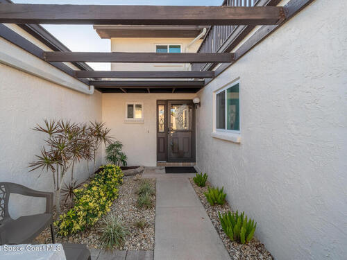 172 Skyline Boulevard