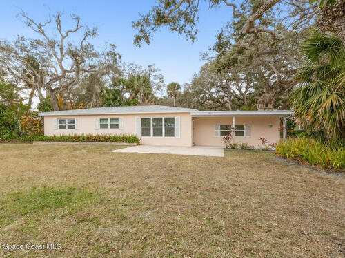 3835 Mockingbird Drive