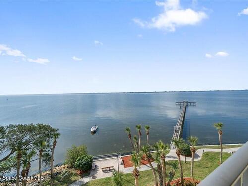 3220 River Villa Way