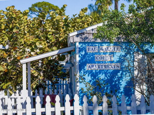 2179 Pineapple Avenue