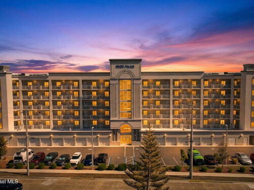 1805 Riverside Drive