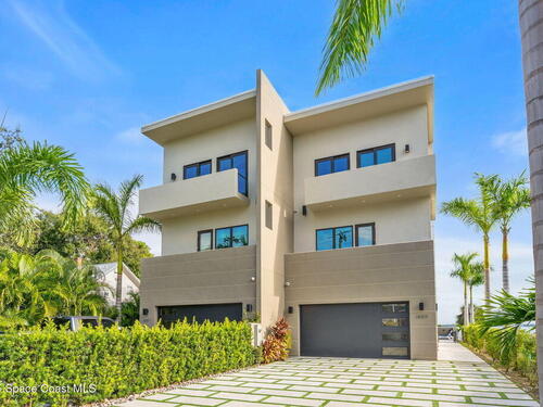 1807, 1809 Riverview Drive