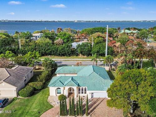 1690 Canterbury Drive