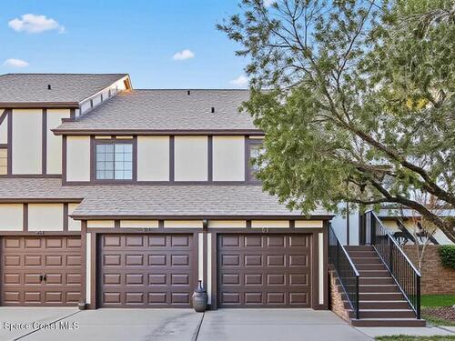 873 Greenwood Manor Circle