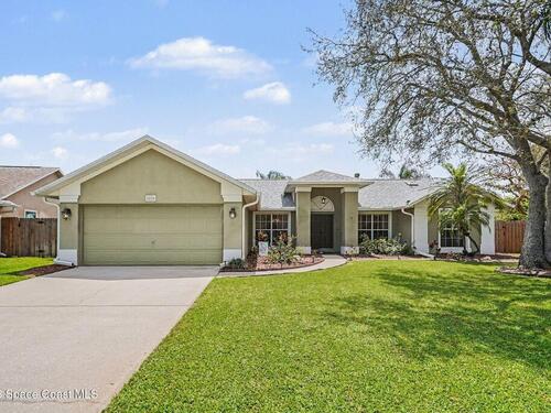 1826 Woodberry Circle