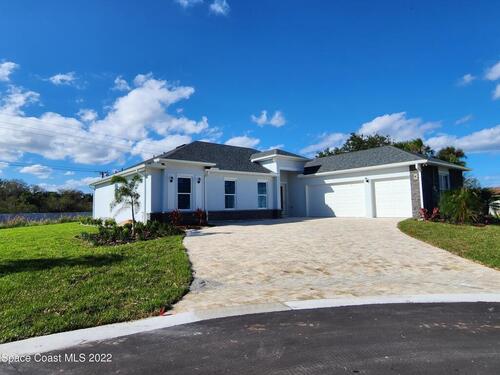 660 Travis Court