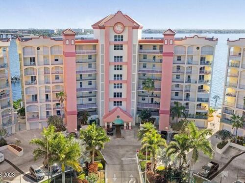 102 Riverside Drive