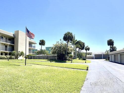 1700 S Atlantic Avenue