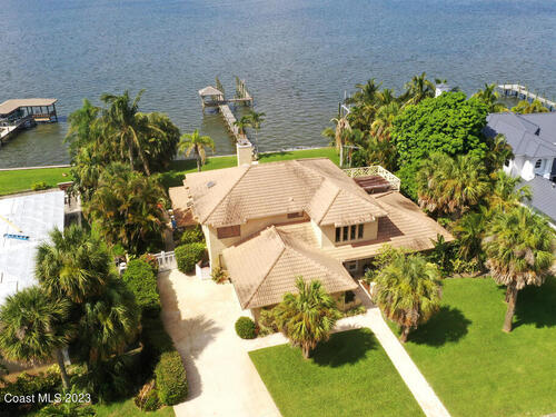 421 Riverview Lane
